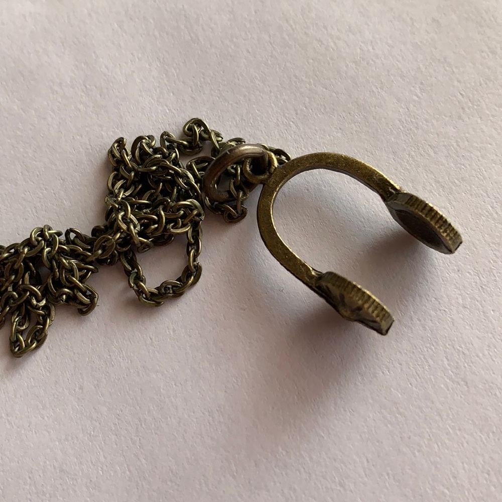 Headphones Necklace 18” chain NWOT